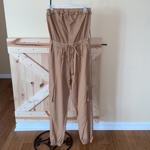 STRAPLESS CARGO POCKET JUMPSUIT - Picture 7 of 8